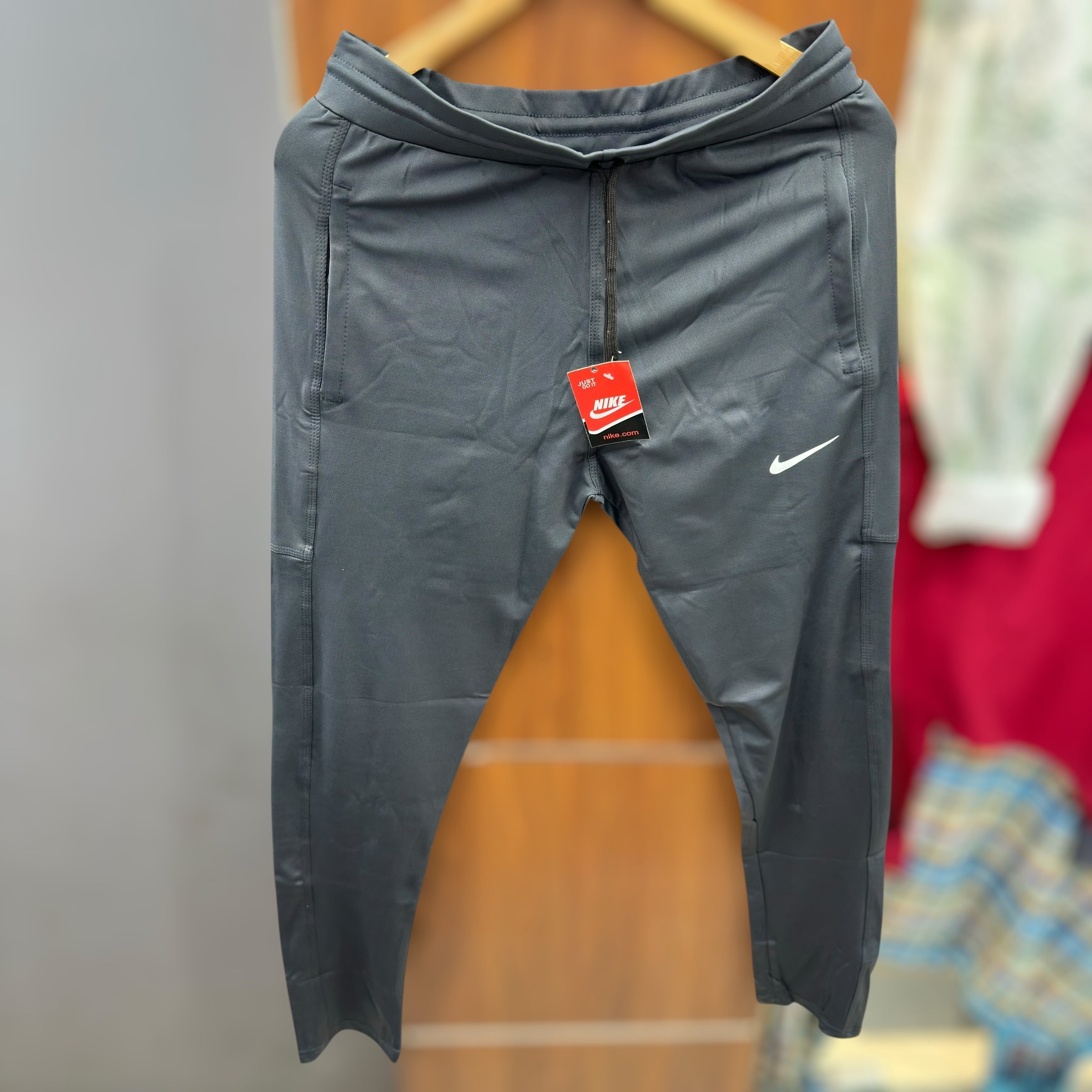 Track pant Dark free