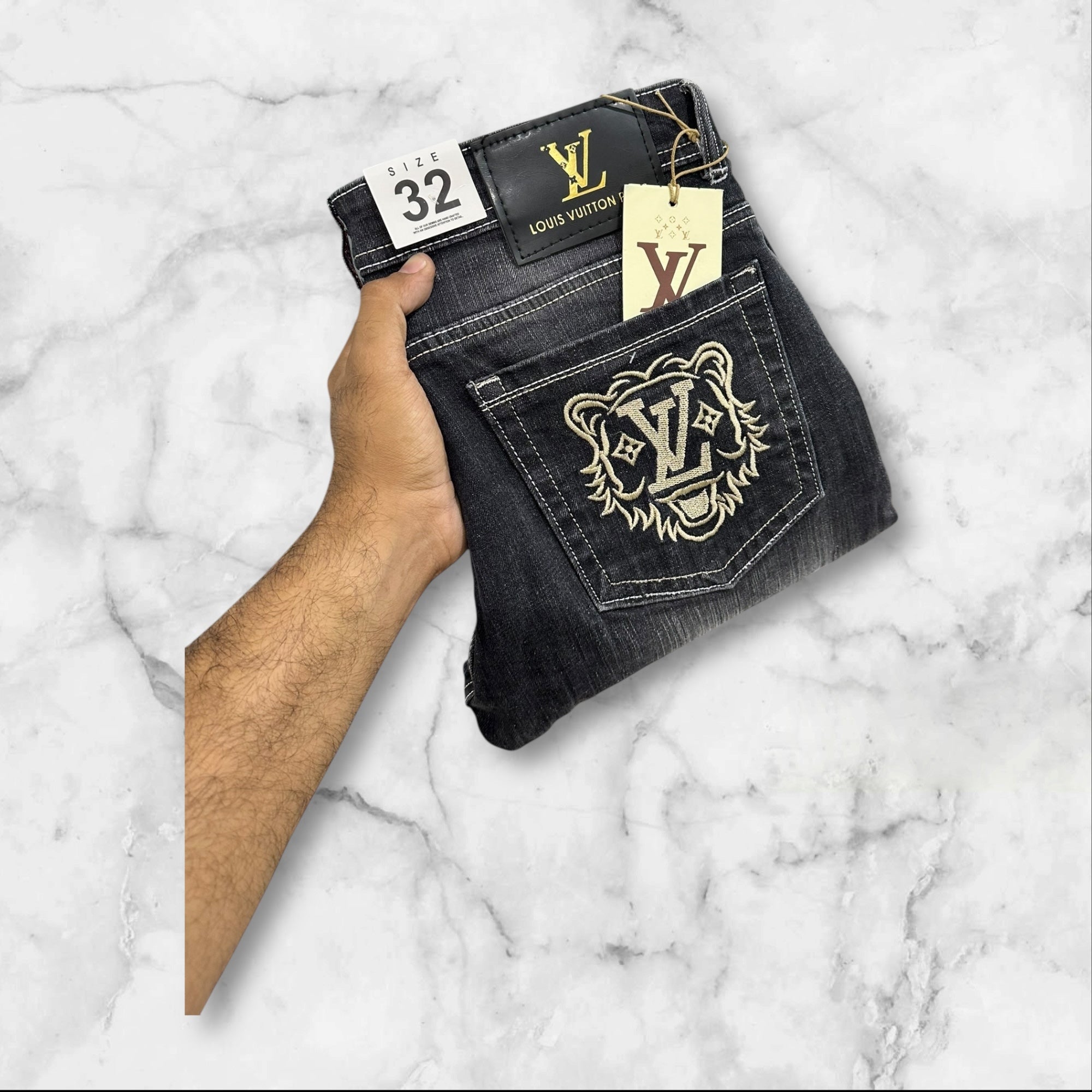 Damage jeans