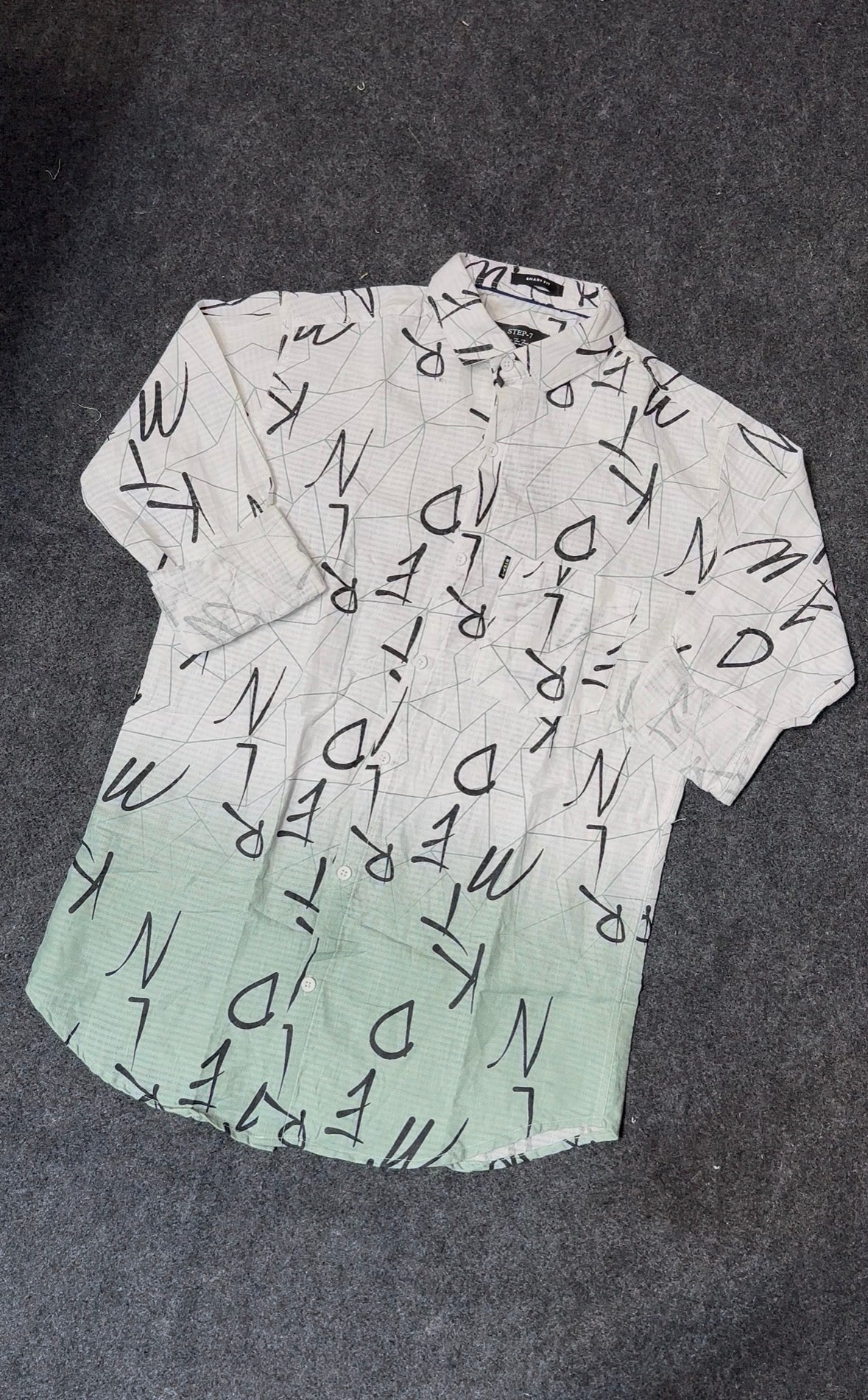 Half Color shirt