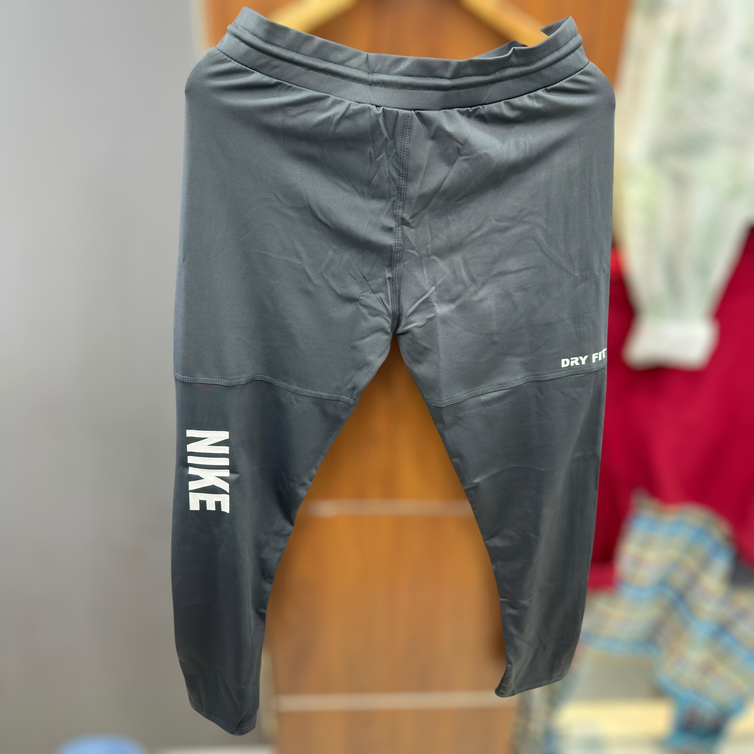 Track pant Dark free