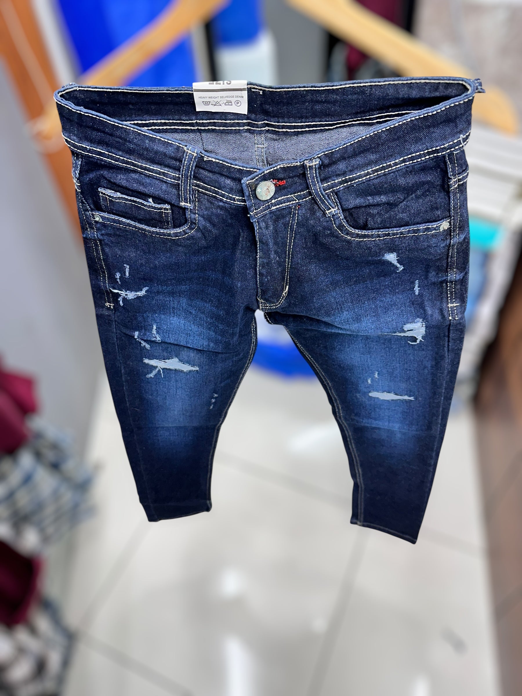 Damage jeans