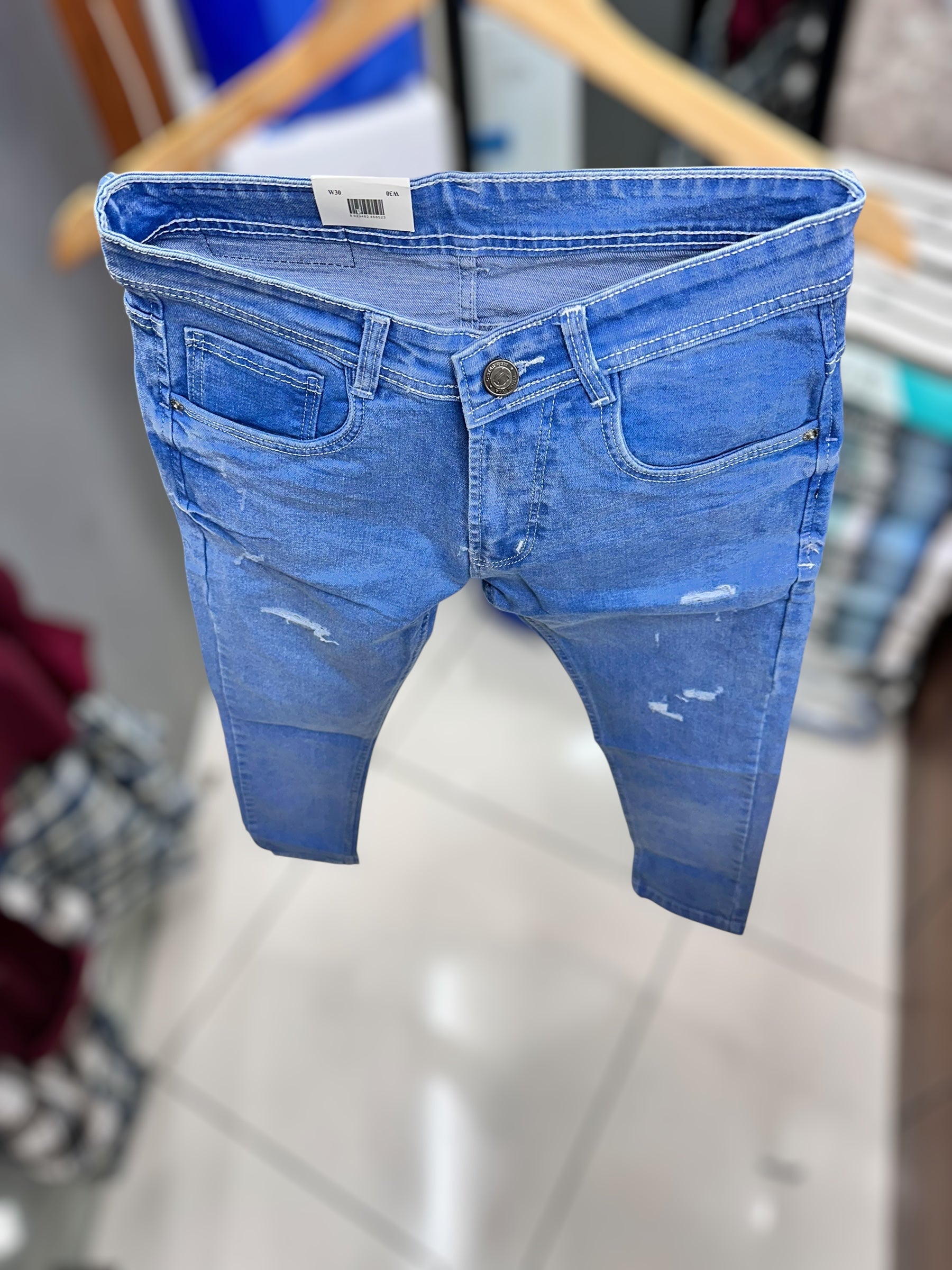 Damage jeans