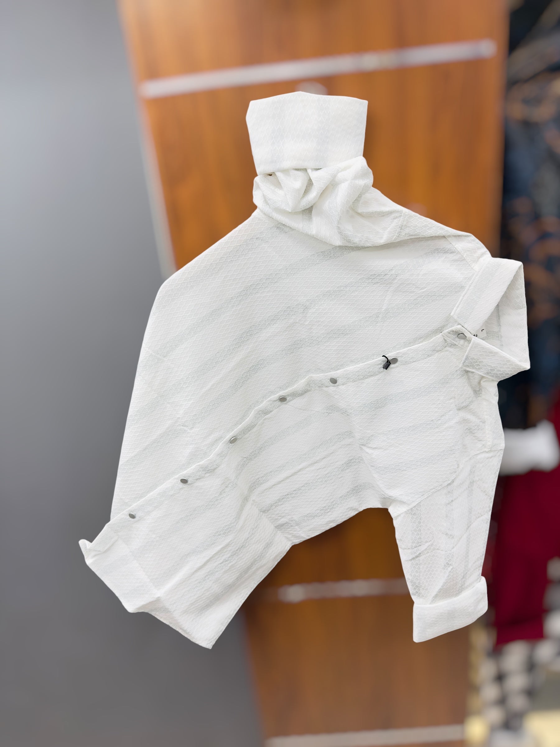 Line shirt