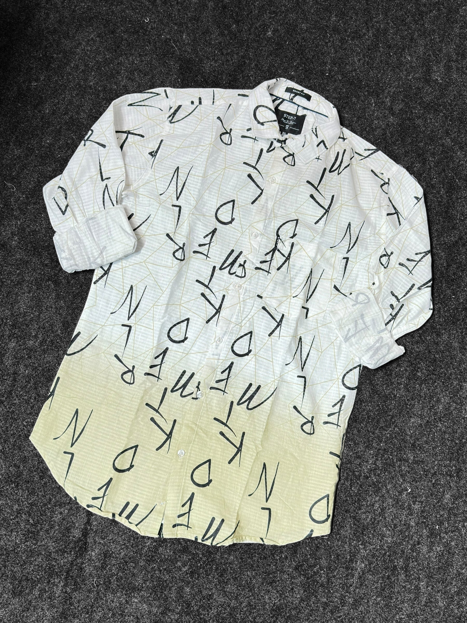 Half Color shirt