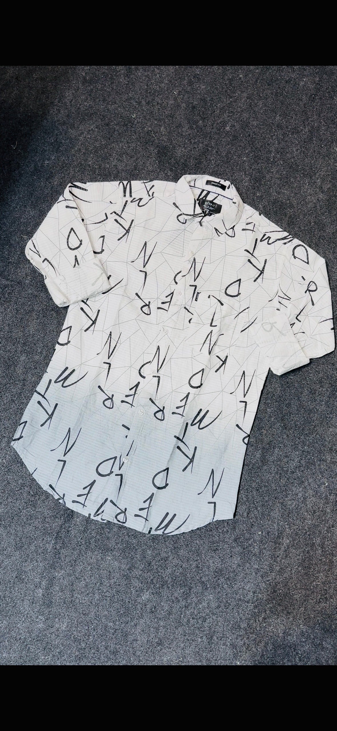 Half Color shirt