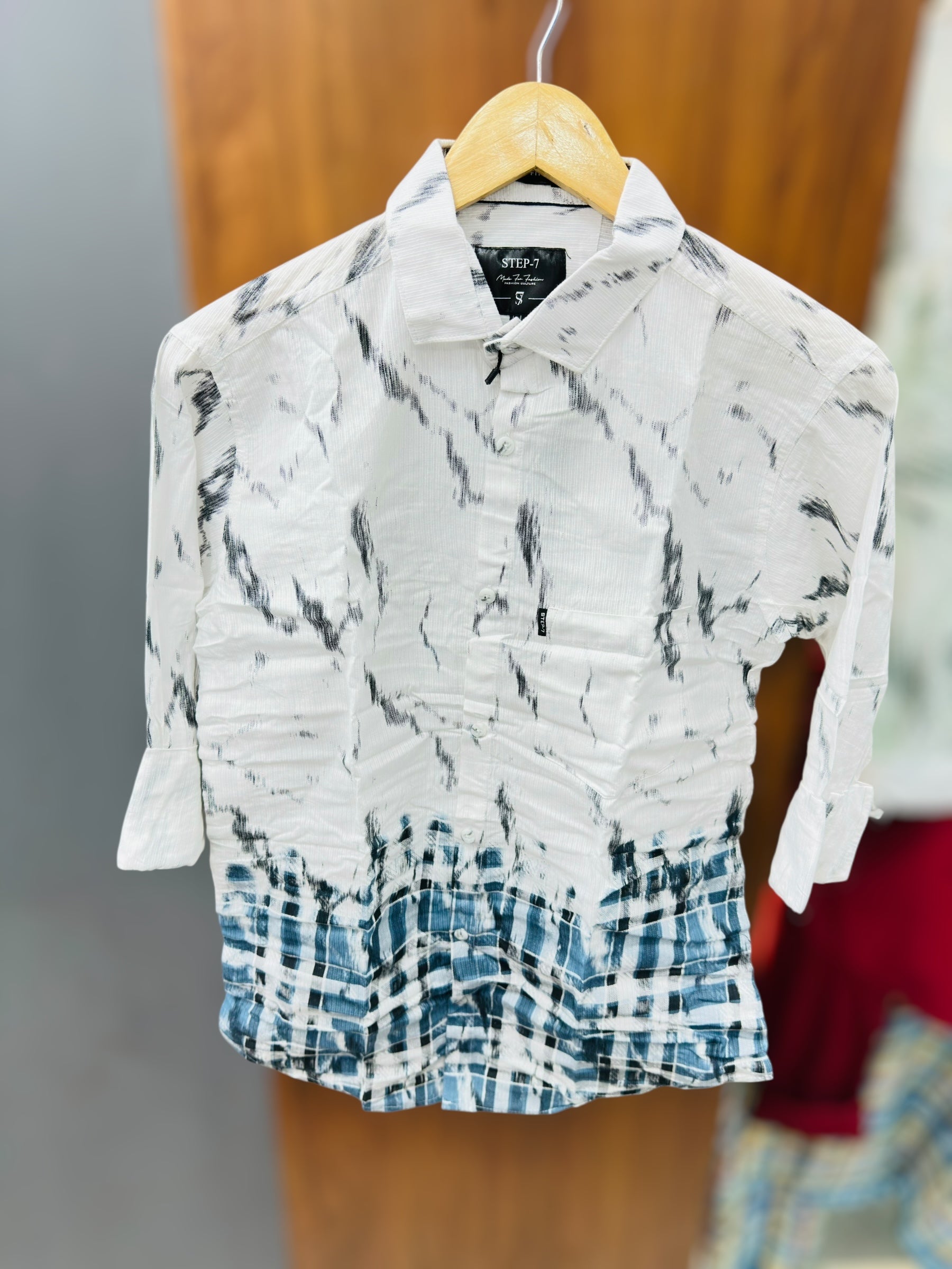 Dual color chex shirt