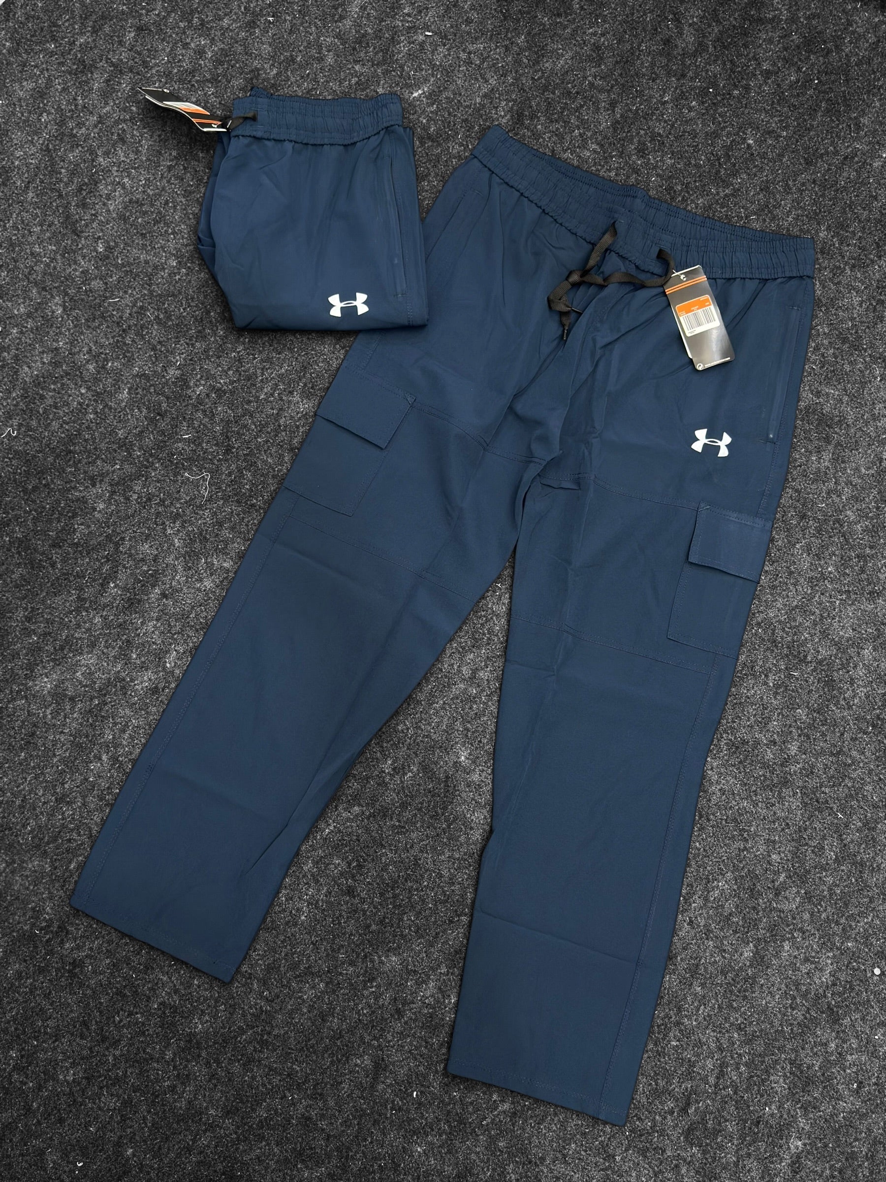 Six pocket track pant