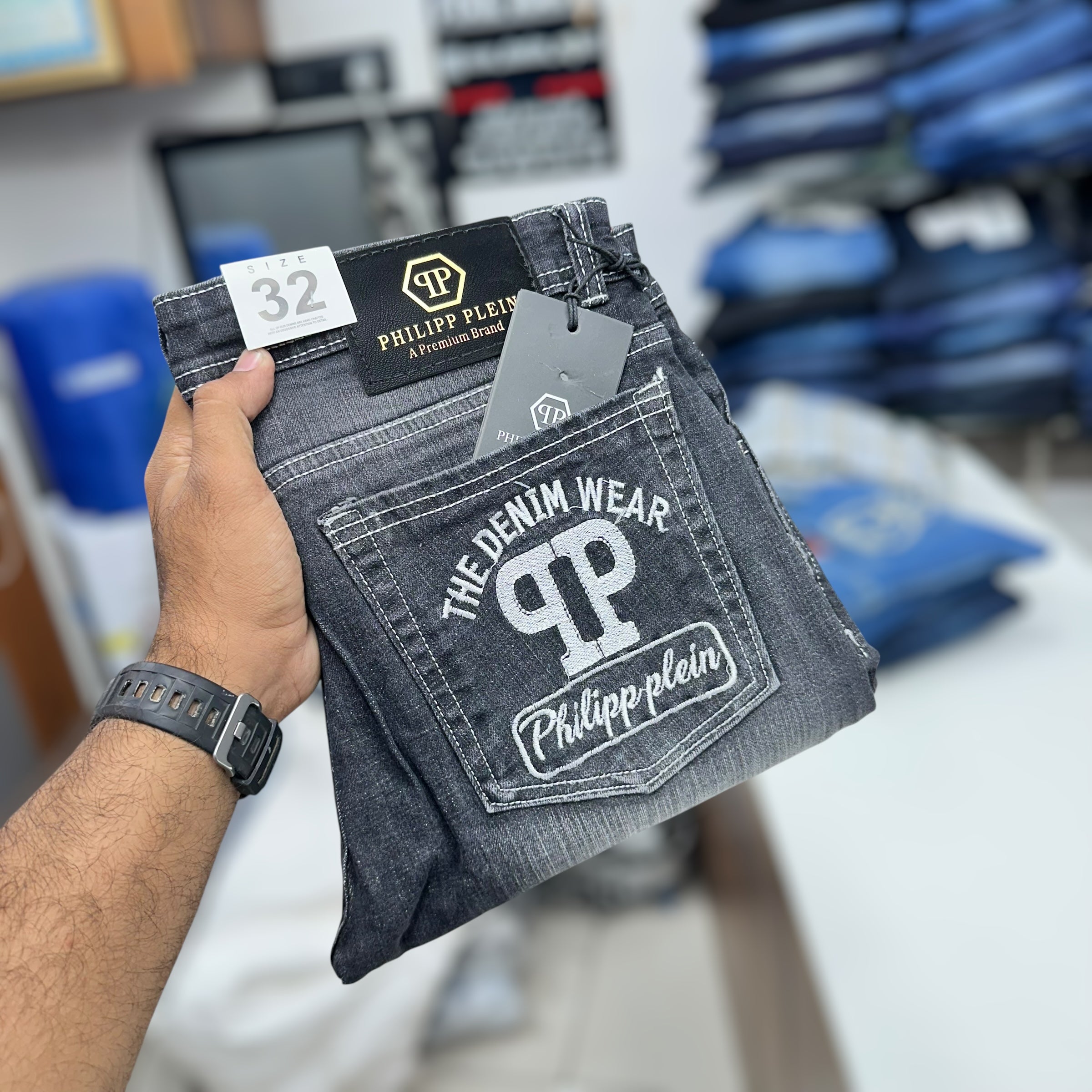 Damage jeans