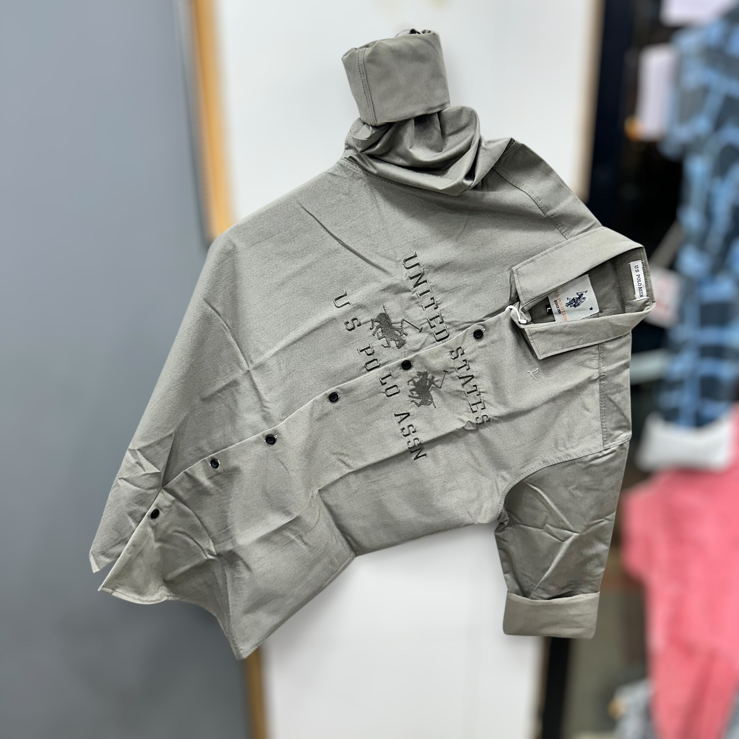Brand shirt