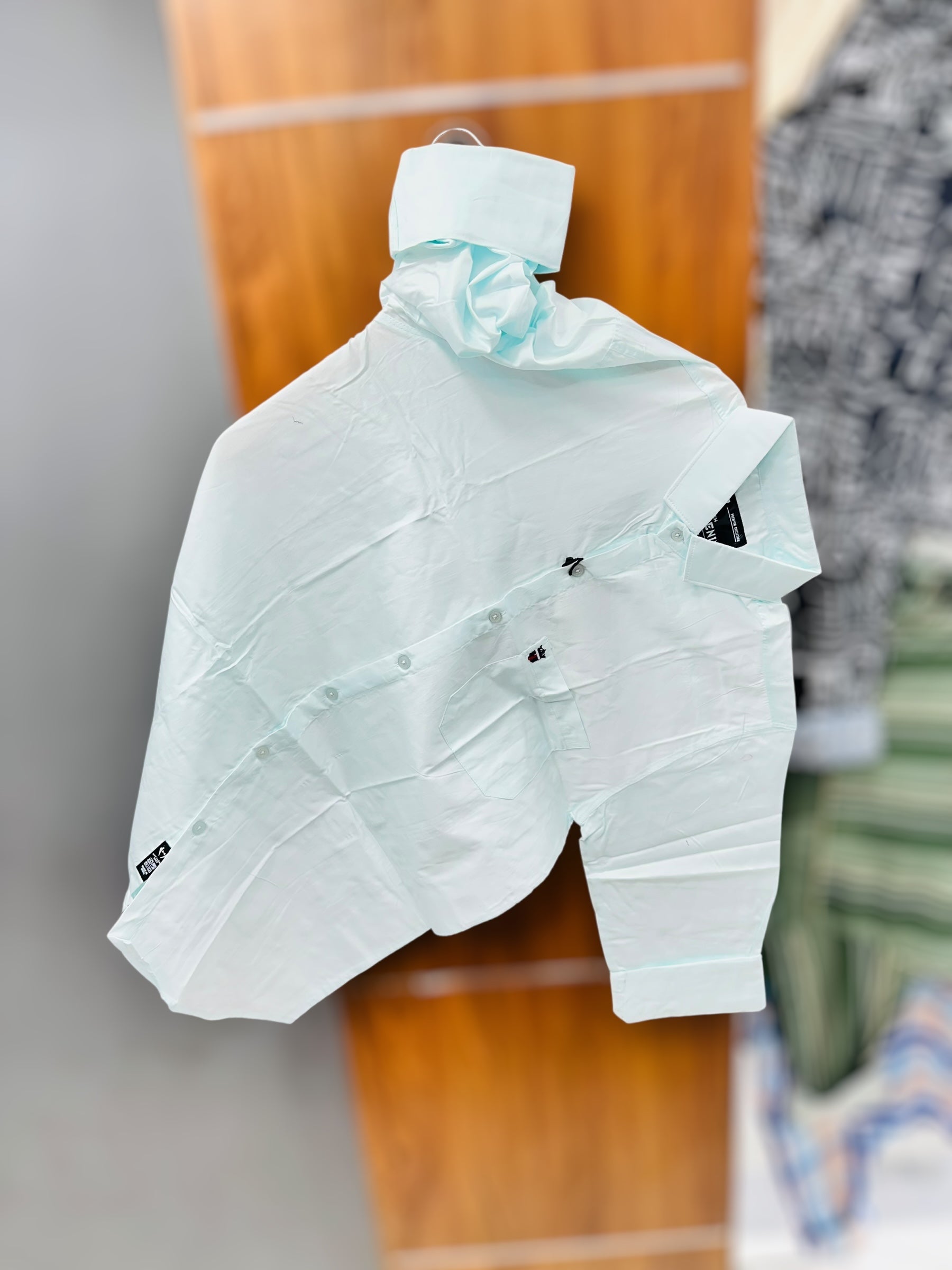 Plain shirt
