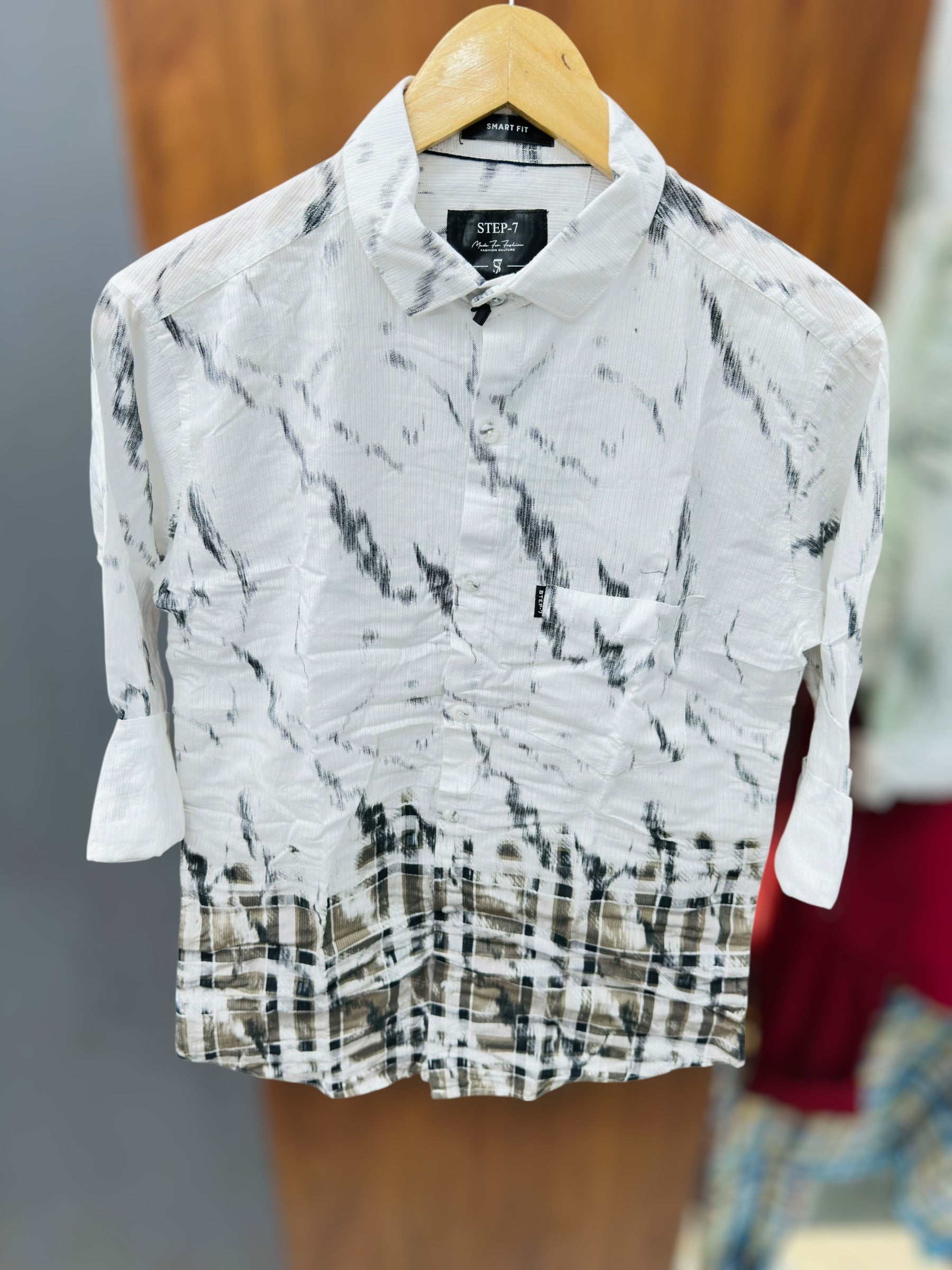 Dual color chex shirt