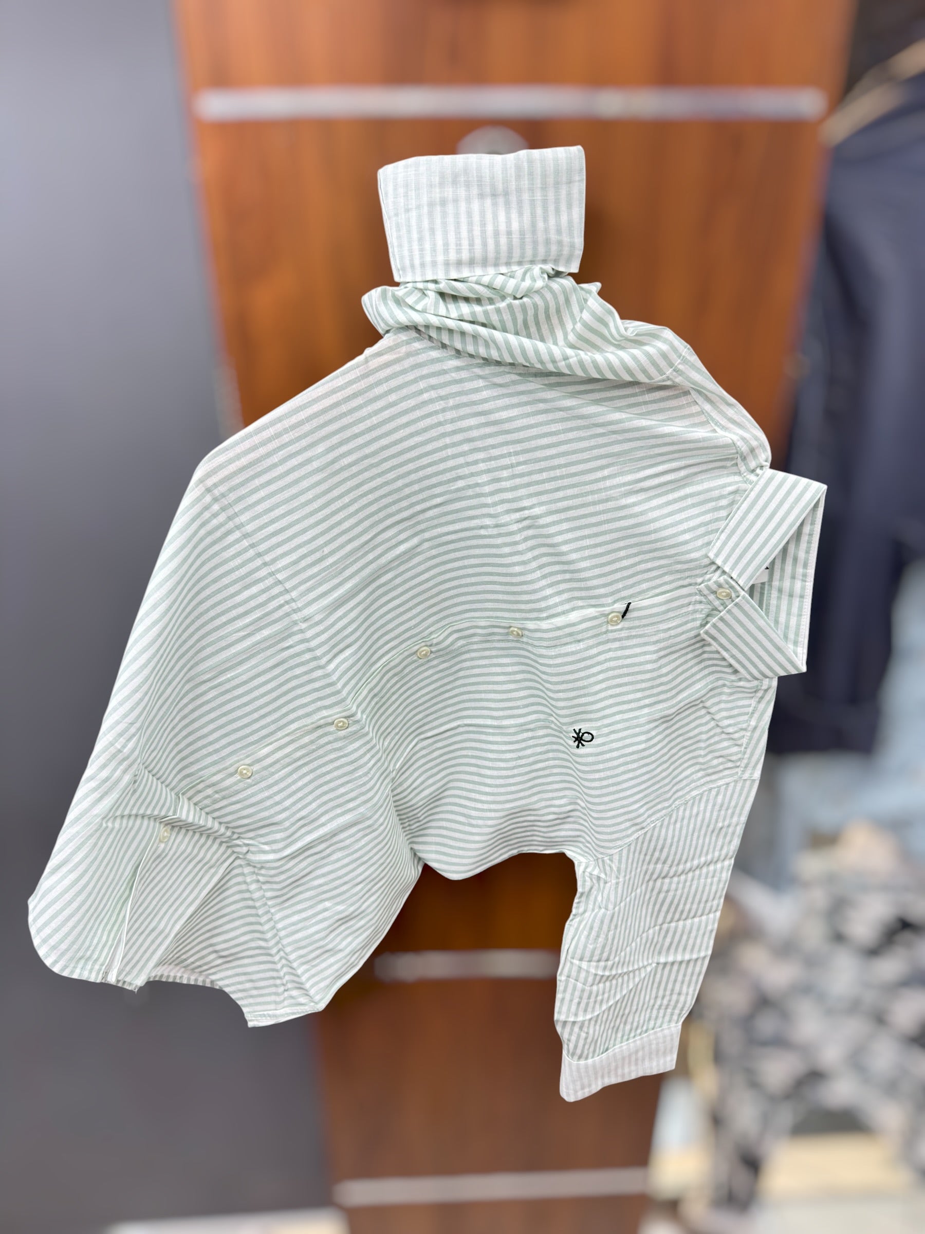 Line shirt