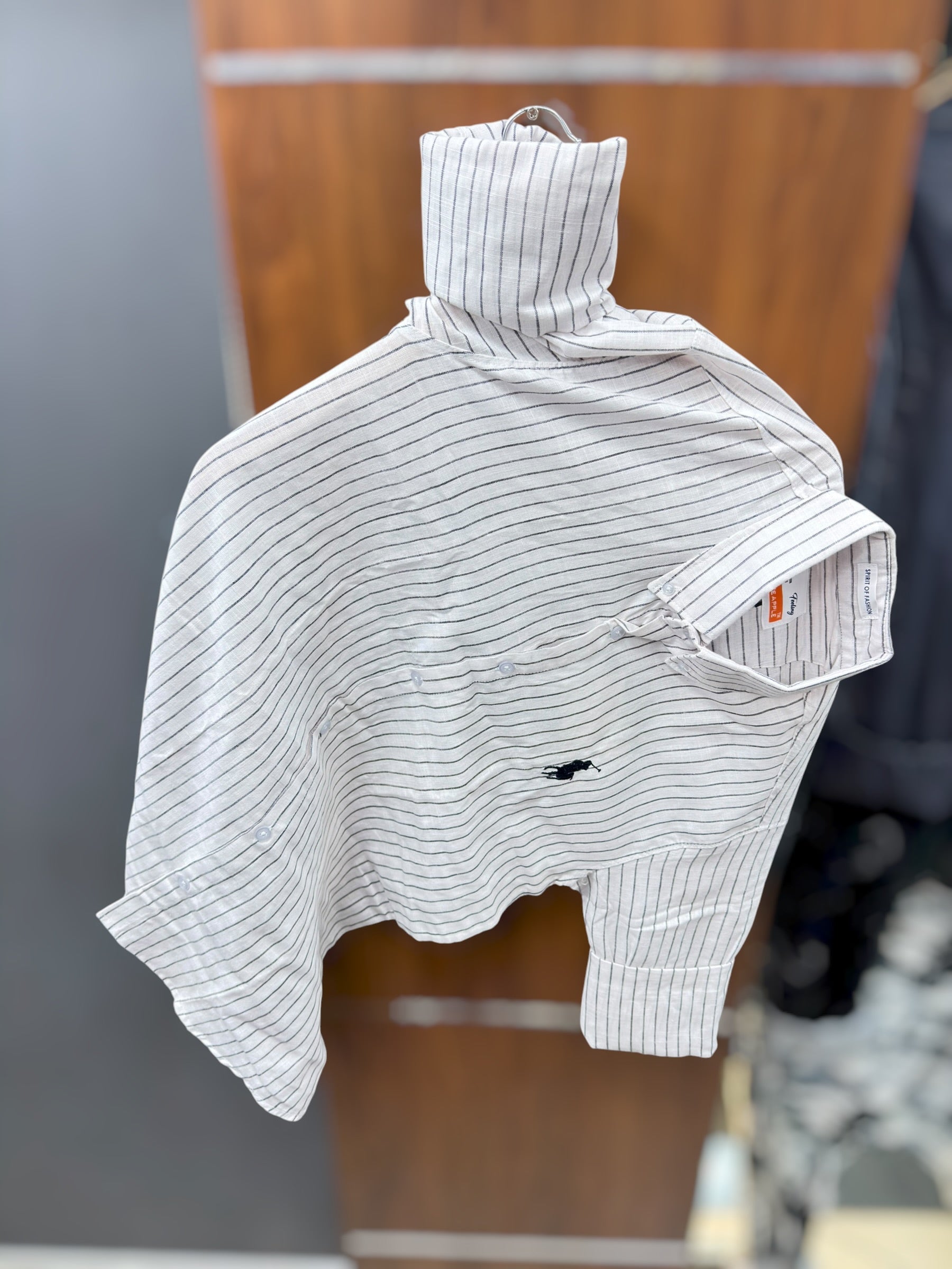 LIne  shirt US
