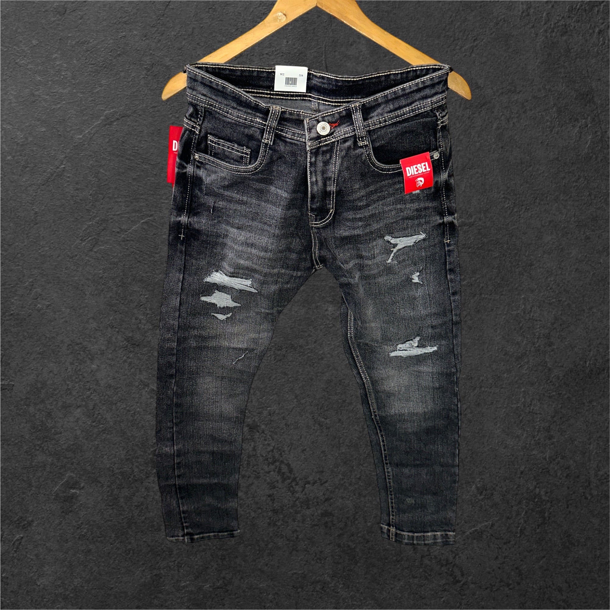 Damage jeans