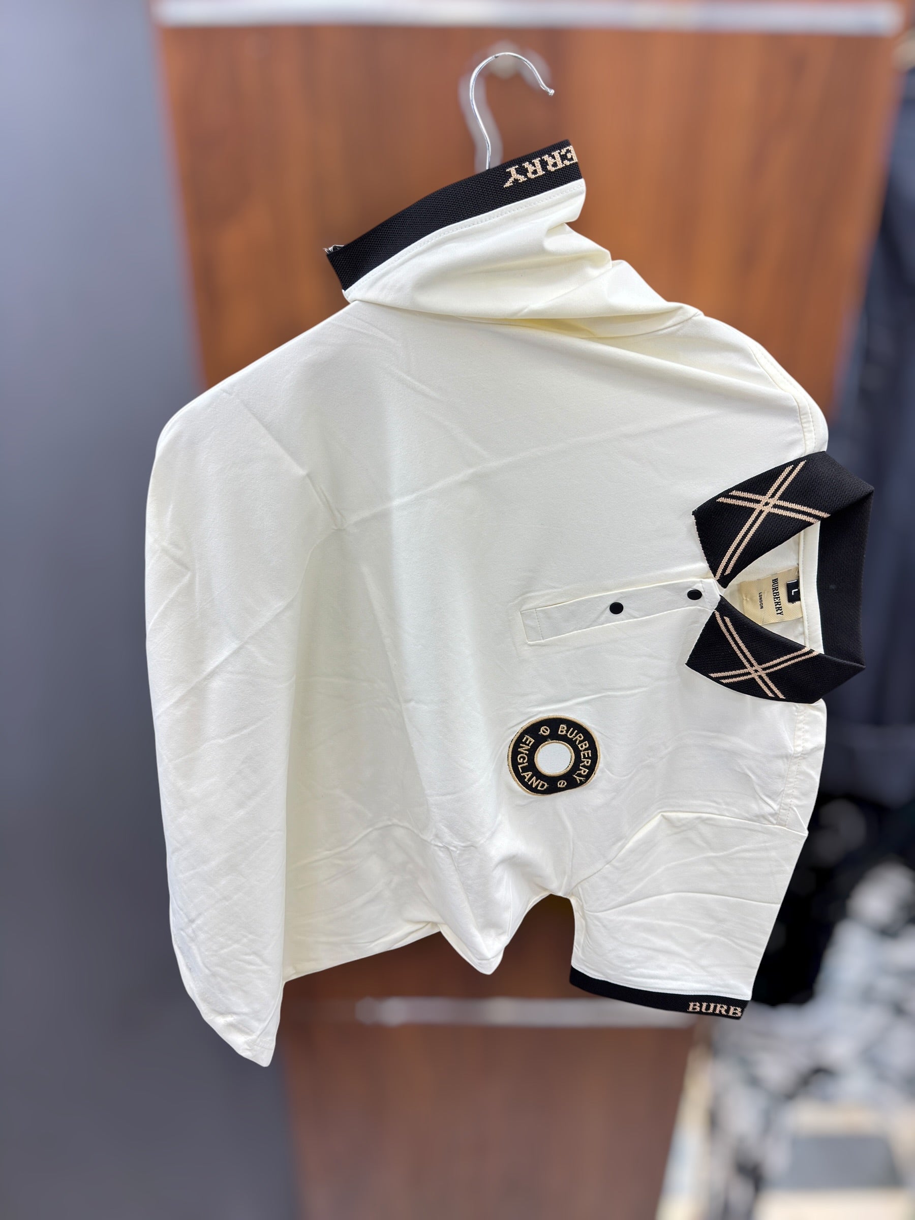 Half sleeve caller T-shirt off white