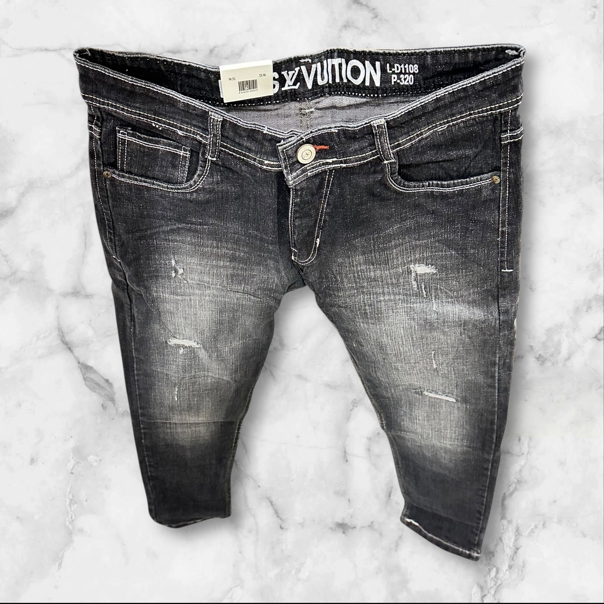 Damage jeans