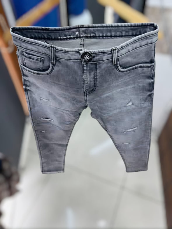 Damage jeans